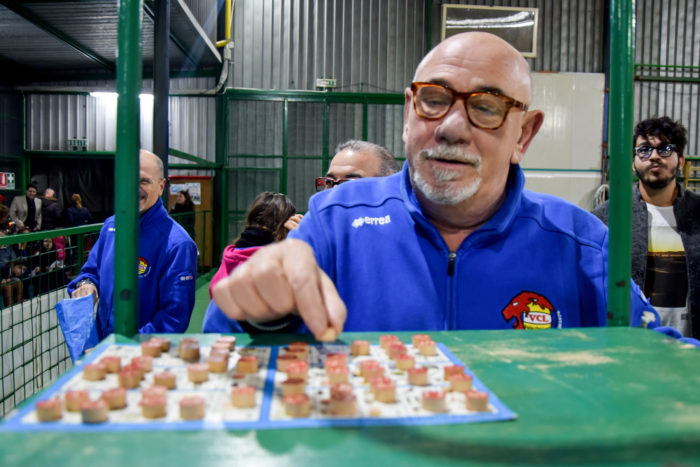 FOTO Festa di Natale: tombolone e panettone