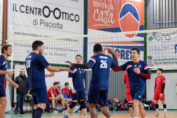 FOTO DM | Volley Club Leoni – Hobby Volley 0-3